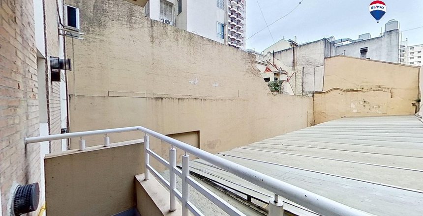 Departamento en venta 2 ambientes con patio cerrado y balcón en Caballito - Avenida Rivadavia 5800 12 Avenida Rivadavia 580011